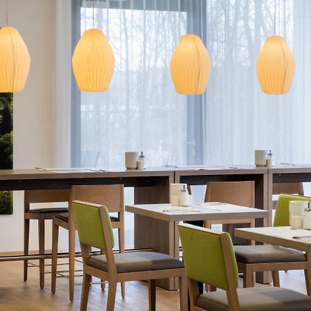 Holiday Inn Express Friedrichshafen, An Ihg Hotel Ngoại thất bức ảnh