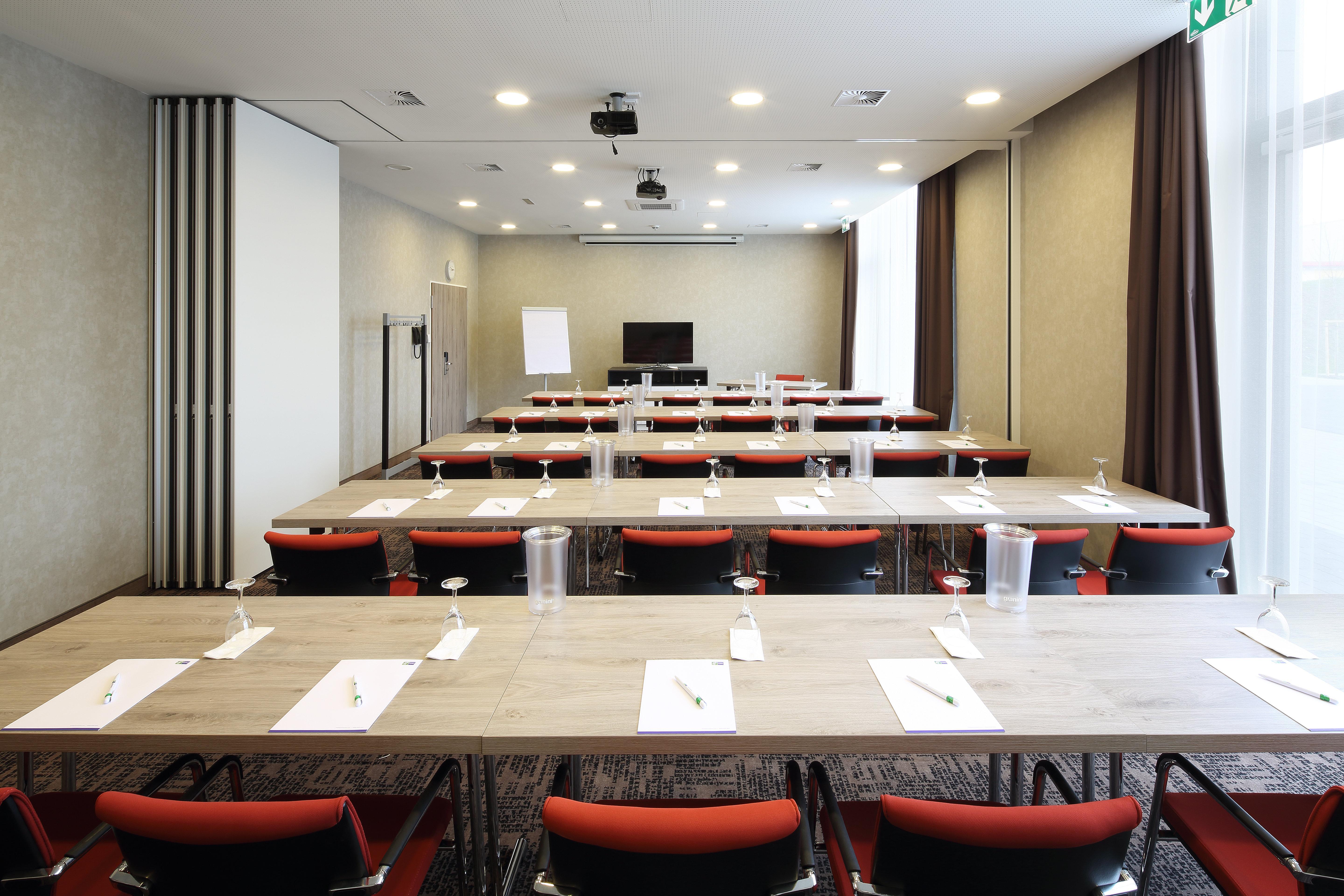 Holiday Inn Express Friedrichshafen, An Ihg Hotel Ngoại thất bức ảnh